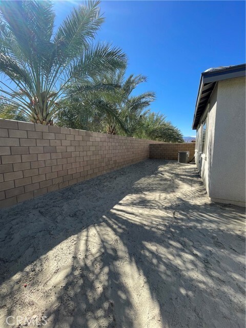 Photo - 83958 Moreno St