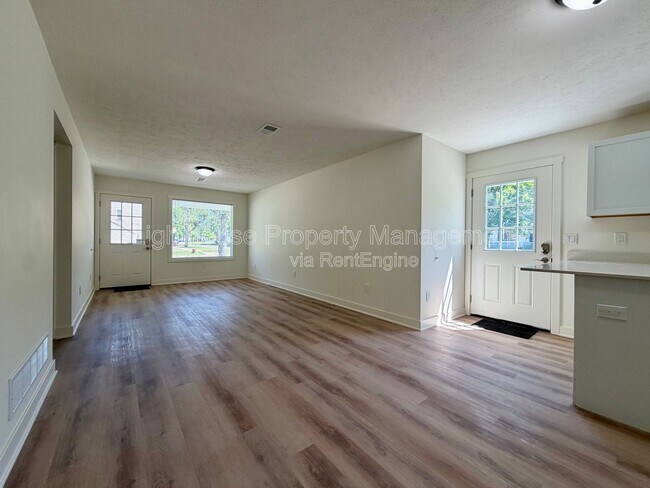 Photo - 313 Orchard Ave
