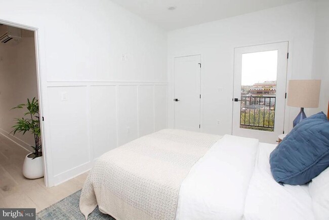 Photo - 1617 Eastern Ave Unit 201