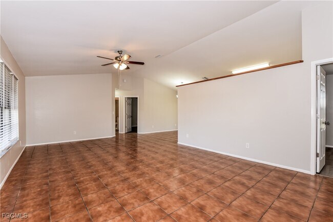 Photo - 714 SW 10th Terrace
