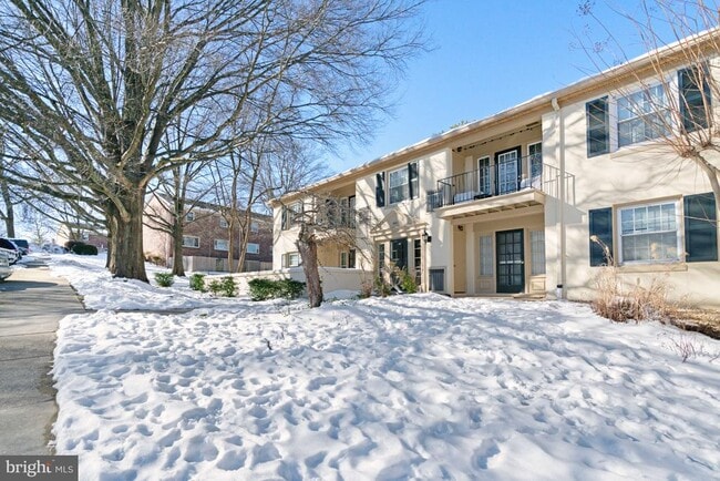 Photo - 5902 Surrey Hill Pl Unit 707