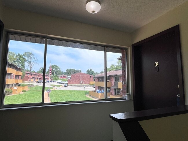 Photo - 1190 Calley Dr Unidad C