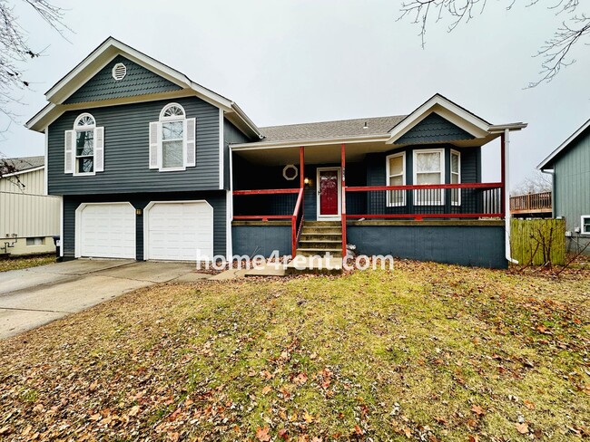 Photo - Lovely Lee's Summit Home w/ an Updated Kitchen, Finished Basement, Fenced Yard in a Quiet Neighbo...