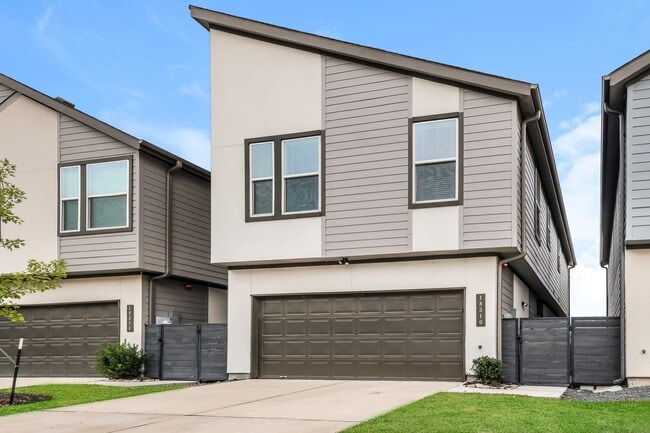 Photo - 18310 W Centro Cir