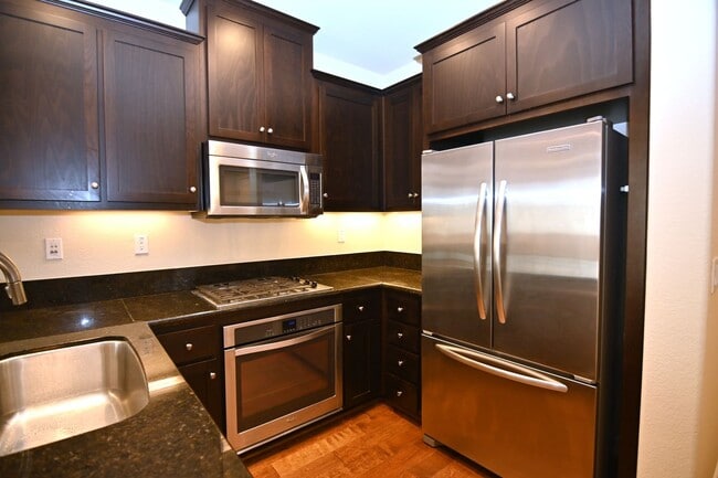 6543 Tralee Village Dr
