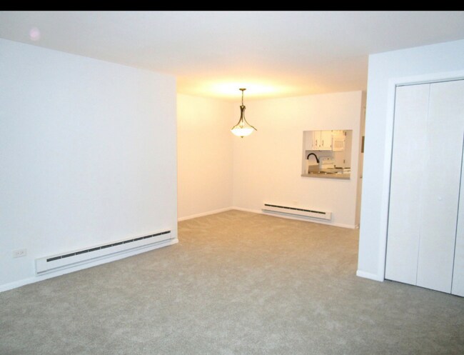 Photo - 662 Daisy Ln