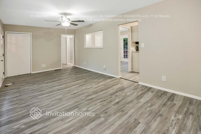Photo - 3473 Pinehill Dr