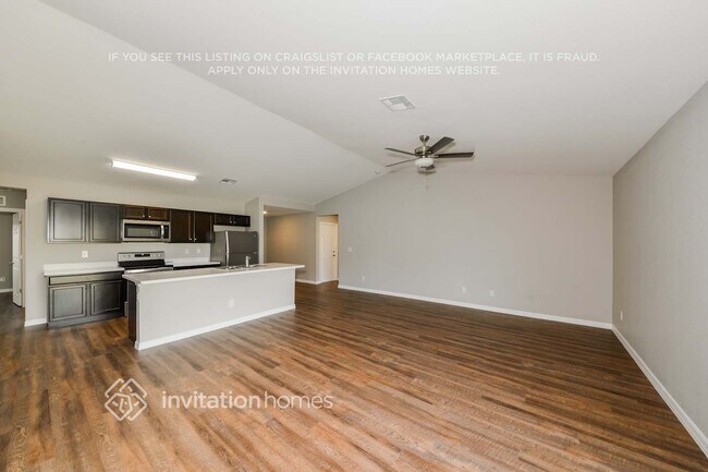 Photo - 22488 La Guardia Ave