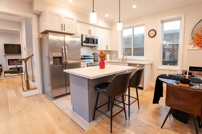 Photo - 661 Hampshire Ave Unit SI ID1373796P