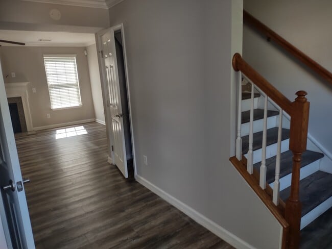 Photo - 229 Dellwood Dr