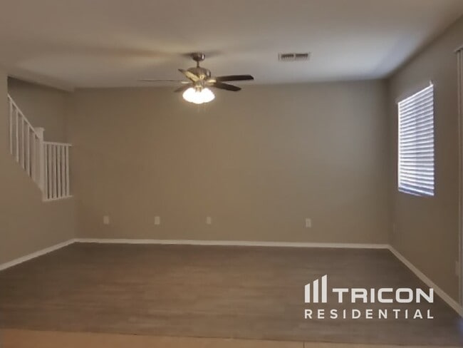 Photo - 43846 W Magnolia Rd