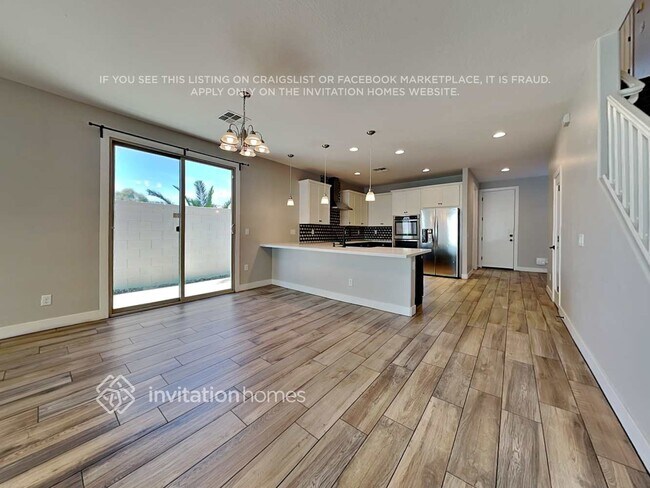 Photo - 16428 S 10th St