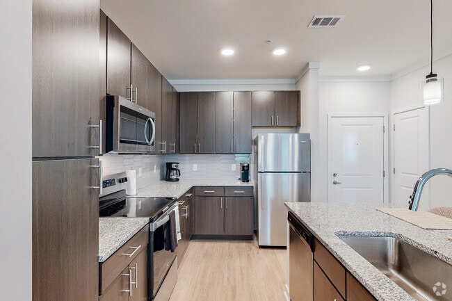 2BD 2BA 1,071SF