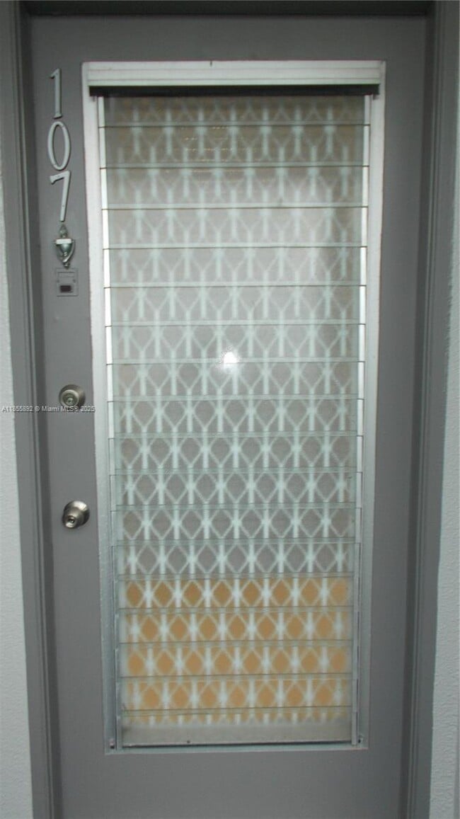 Photo - 1400 SW 124th Terrace Unidad 107Q