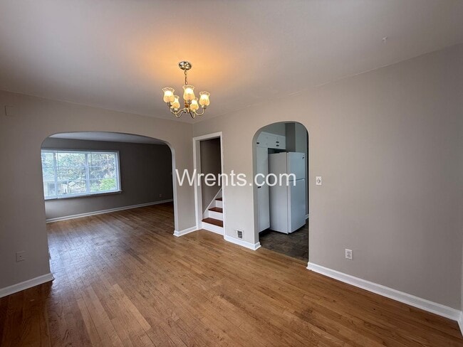 Photo - SPACIOUS 4-BEDROOM HOME WITH HUGE FENCED YARD – SPOKANE'S SOUTH HILL