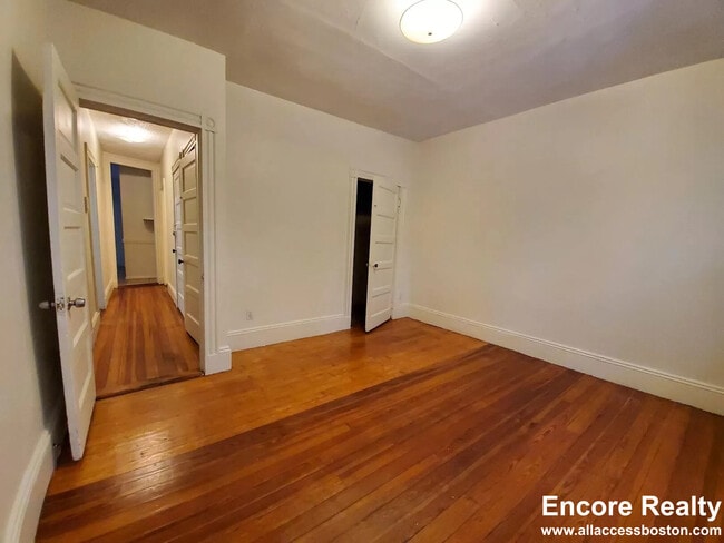 Photo - 9 Fulkerson St Unit 1