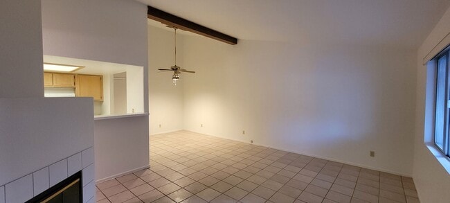 Photo - 2 bedrooms 2 car garage Central LV