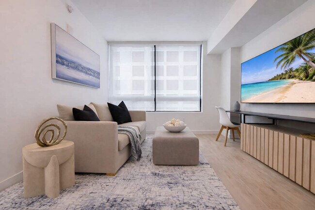 Building Photo - 225 N Miami Ave Unit ID1442068P