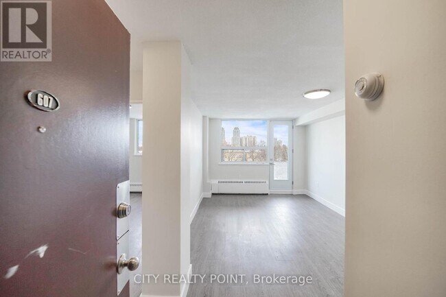 Photo - 1500 Bathurst St Unité 607