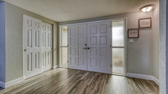 Photo - 9206 Gray Fox Ln