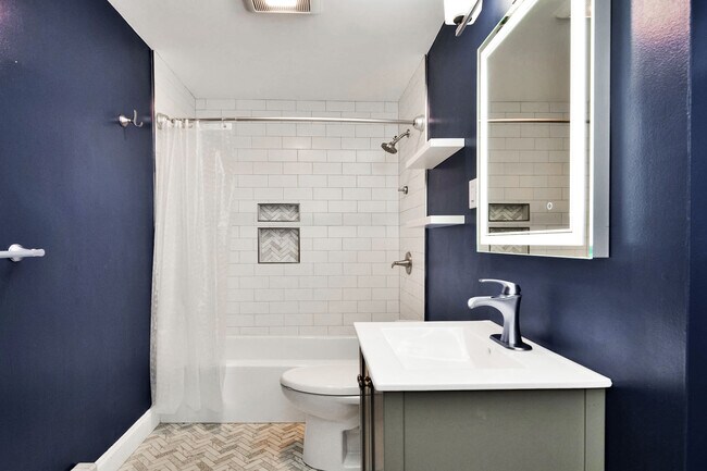 Photo - 383 Meridian St Unidad 1