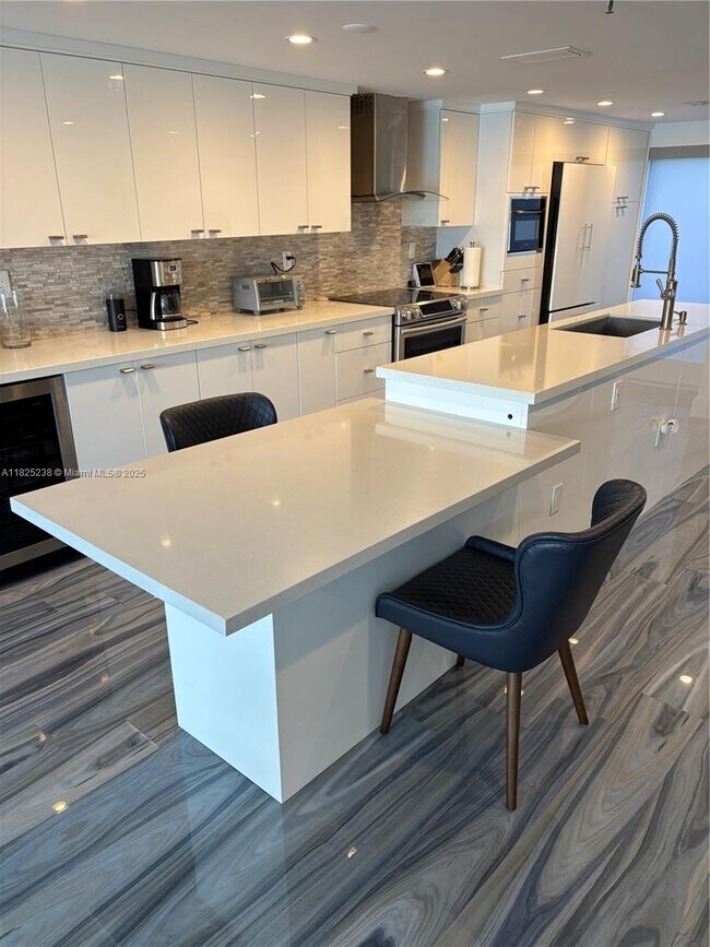 Photo - 440 Poinciana Island Dr Unit 1615