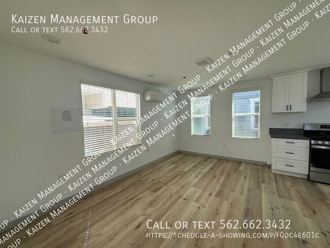 Photo - 534 W 14th St Unidad 544