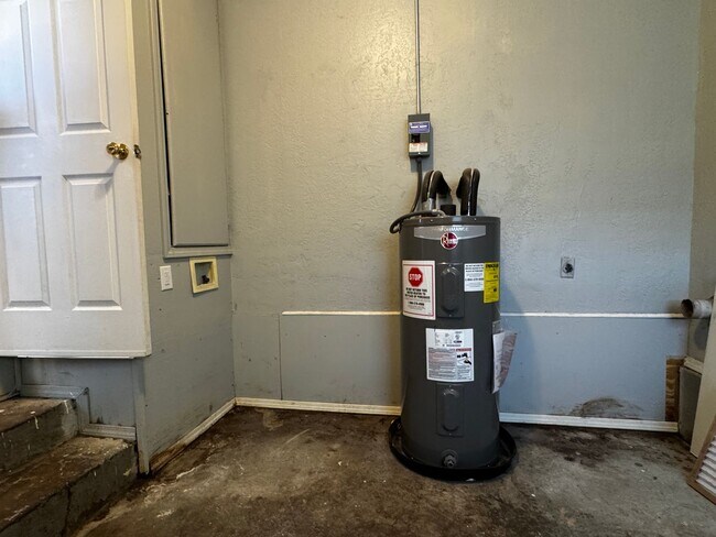 Photo - 3417 SW Crestview Dr