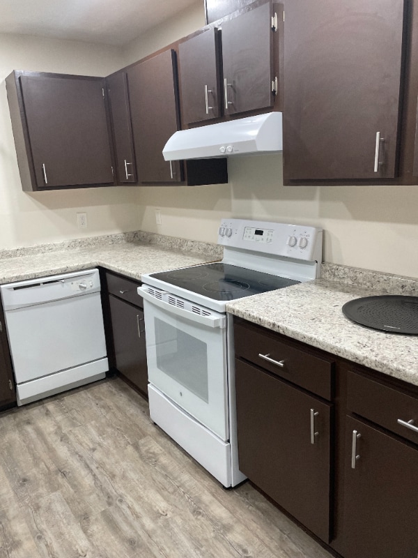 Building Photo - 263 S Villas Ct Rental