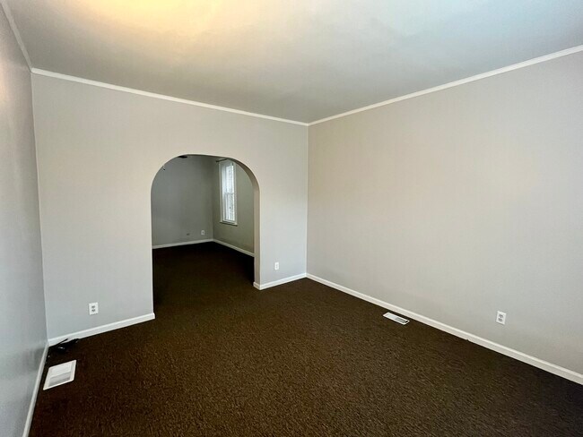 Photo - 3535 S Lowe Ave Unit 1