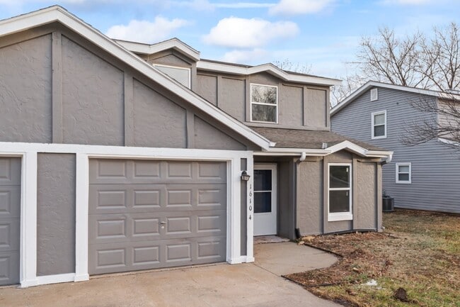 Photo - 16104 W 141st Terrace