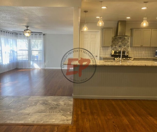 Photo - 3601 E Brookview Dr
