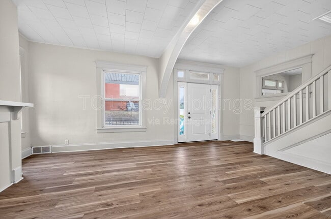 Photo - 1409 Hamill Ave