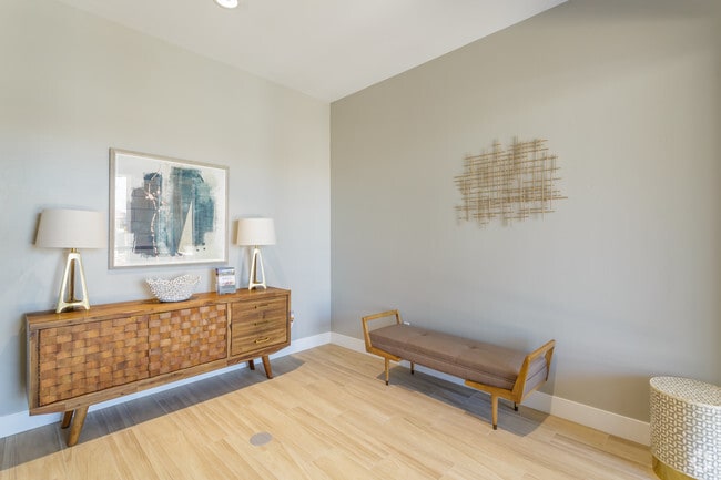 Leasing Office