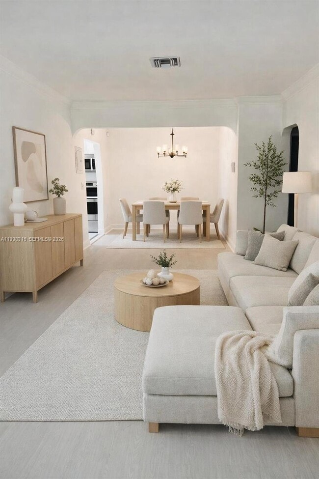 Photo - 1641 Arthur St