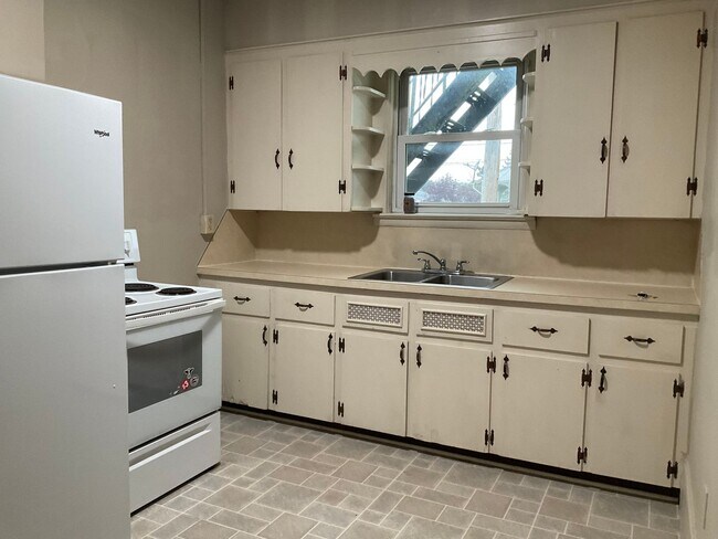 Photo - 67 N 2nd St Unidad 67 N 2ND ST-  3