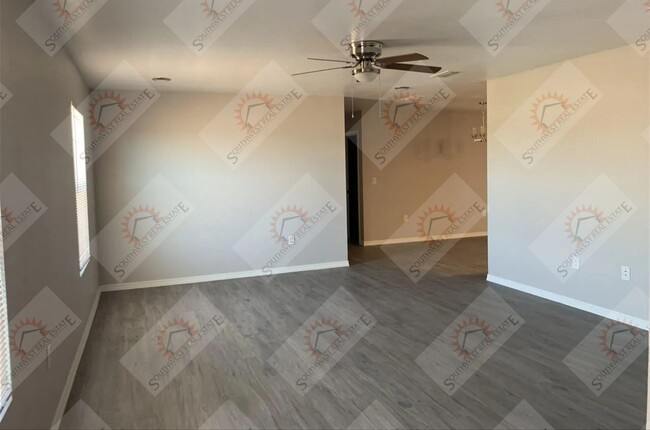 2608 E 14th St Unidad B