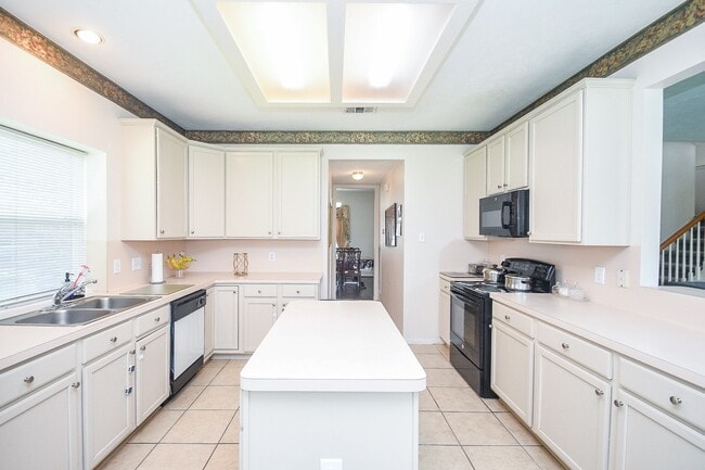 Photo - 15715 Brookwood Lake Pl