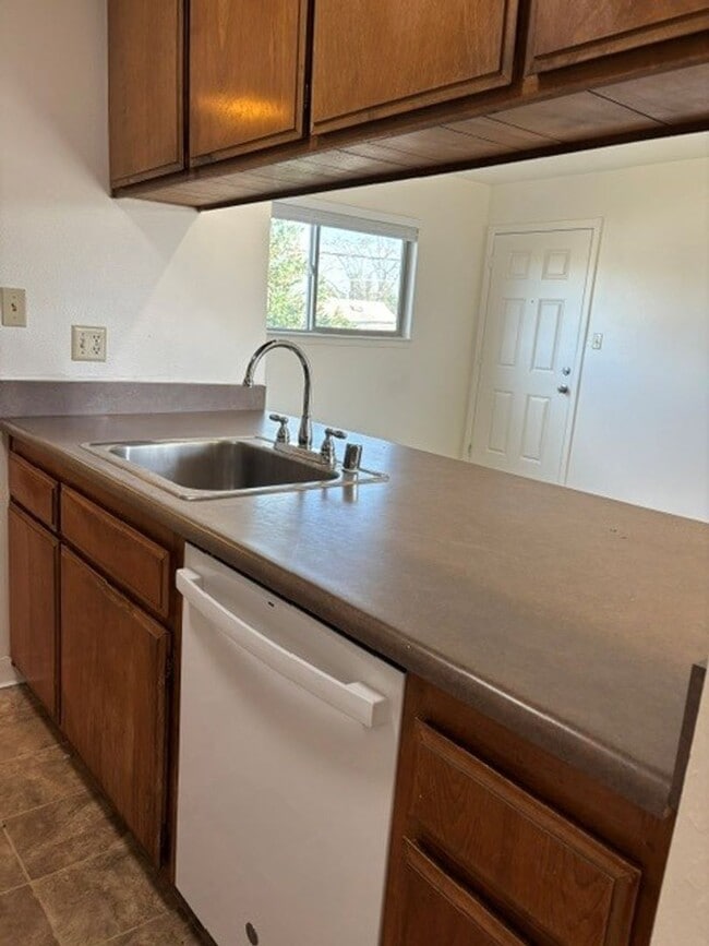 Jersey Way Apartments