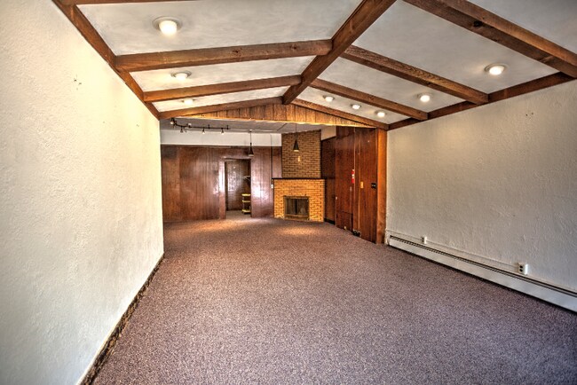 Photo - 222 E Aurora St Unidad Commercial 1