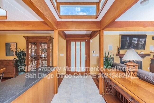 Photo - 1854 Tustin St House