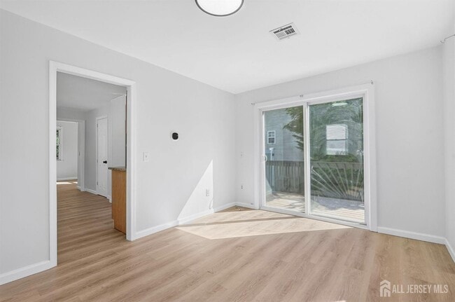 Photo - 250 Brookside Ave