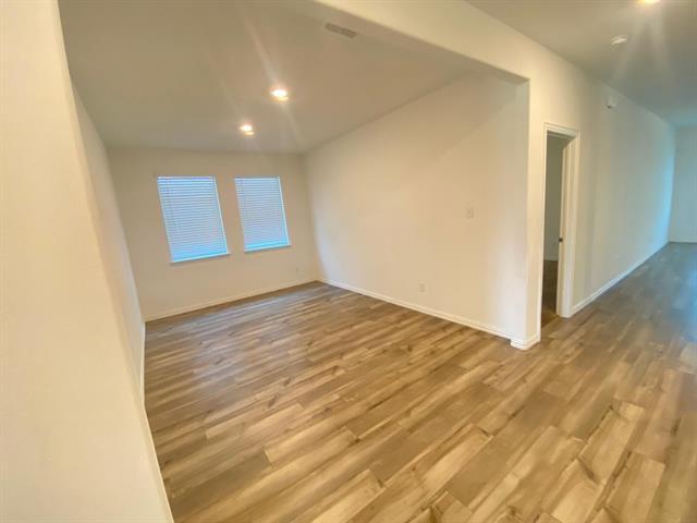 Photo - 1709 Lake Grove Dr