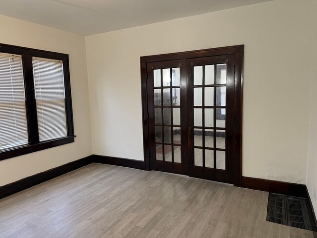 Photo - 1307 S Pasfield St