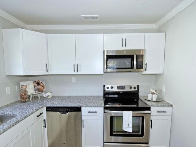 Photo - 4 Bedroom Single Family Home in Durham