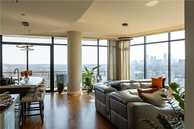 Photo - 2233 Peachtree Rd NE Unit 1105