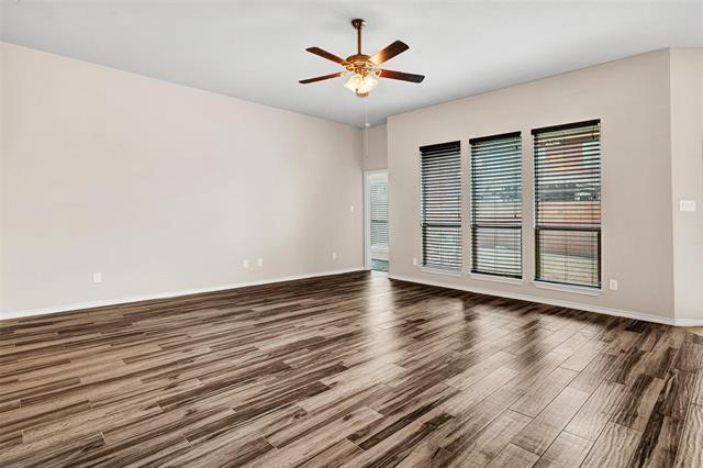 Photo - 317 Ferndale Pl