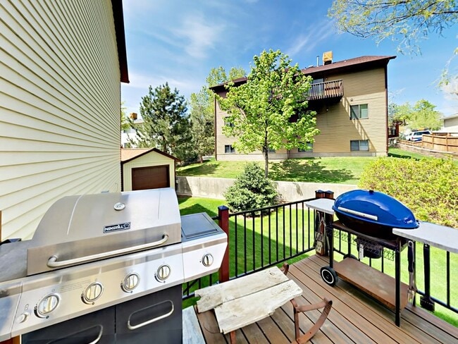 Photo - 8014 Sunnyoak Cir