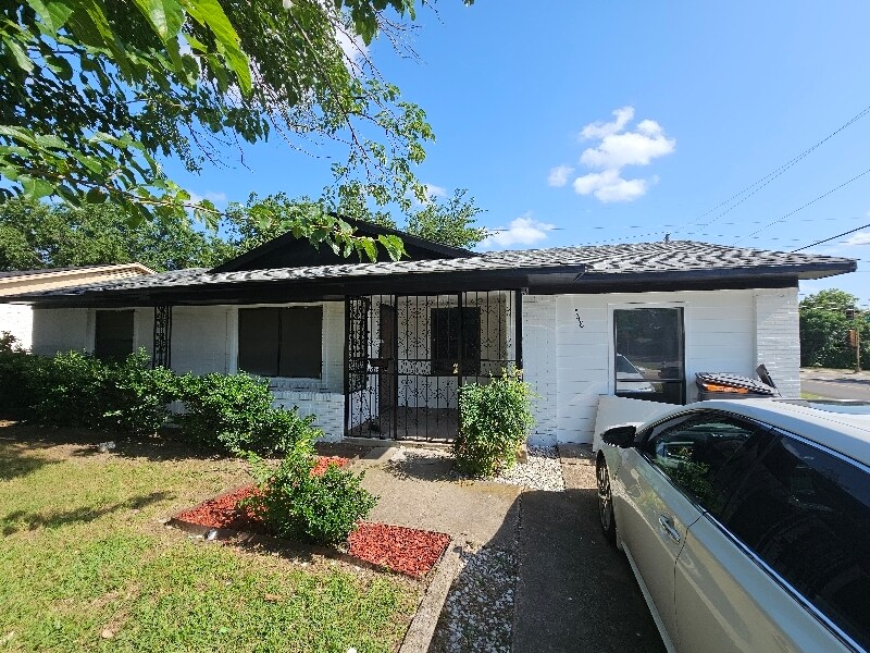 Photo - 548 Highfall Dr