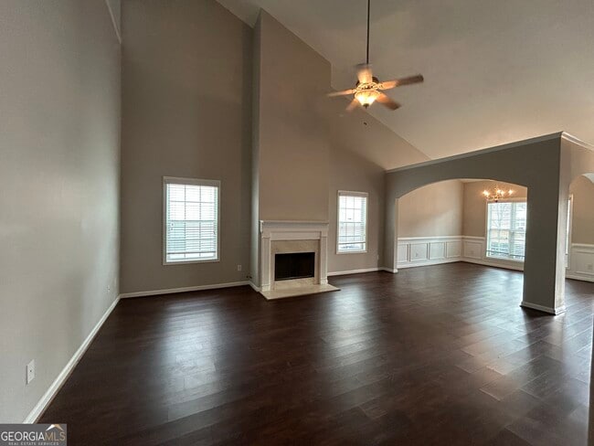 Photo - 2220 Copper Trail Ln NE